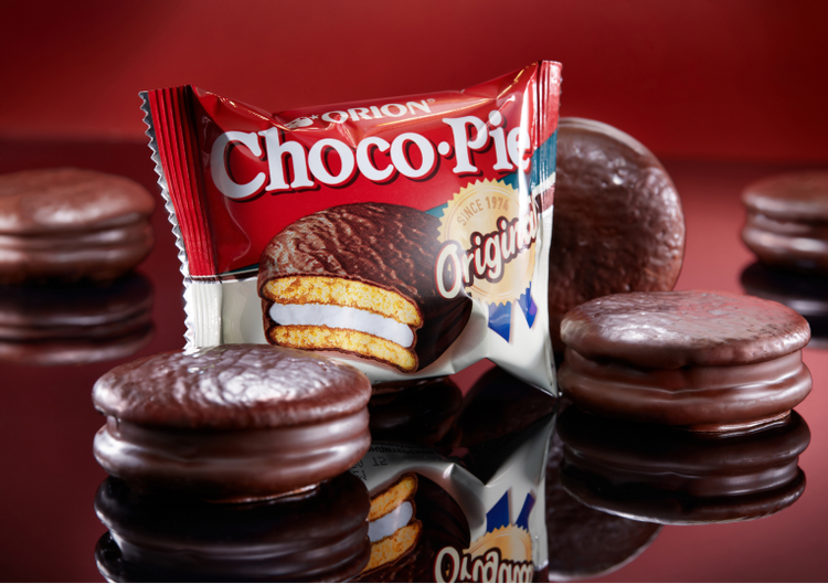 Flexible packaging materials with surface and interlayer printing in ...